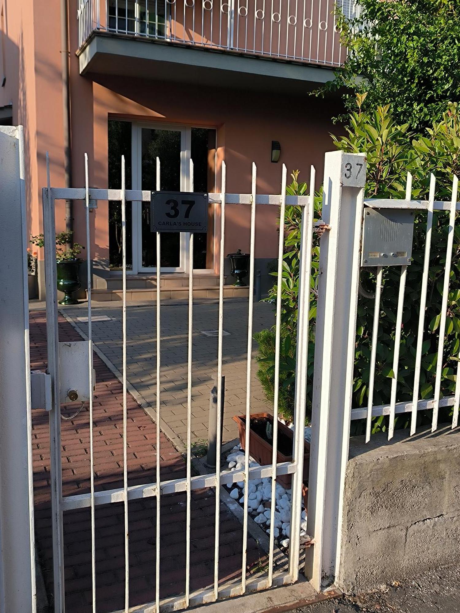 Carla' S House Apartment Anzola dell'Emilia Luaran gambar